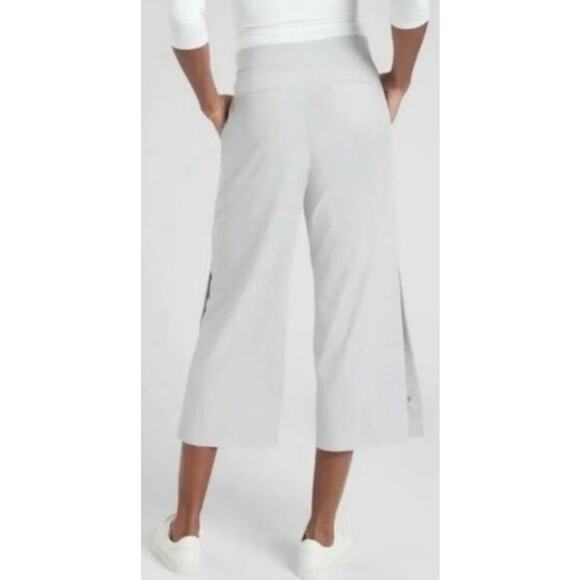 ATHLETA Tribeca Crop Pant Galactic Grey Wide Leg Snap Hem Lightweight, size 6 - Picture 2 of 15